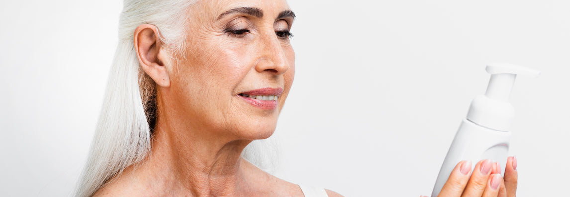 Shampoing anti-jaunissement : un must-have pour des cheveux éclatants !