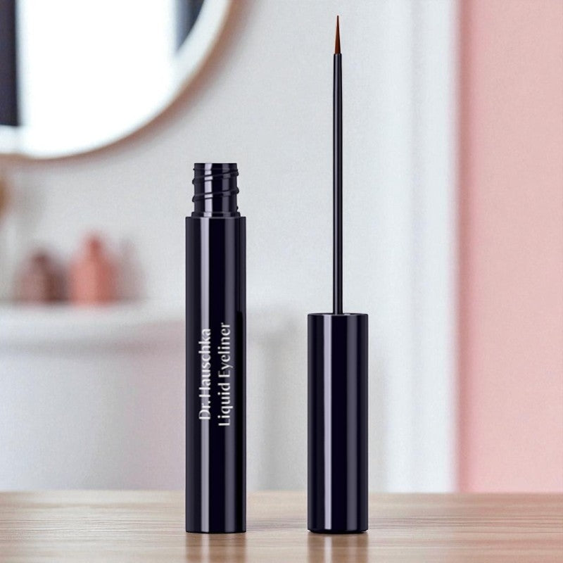 Dr. Hauschka - Flüssiger Eyeliner Nr. 01 Schwarz BIO 4ml