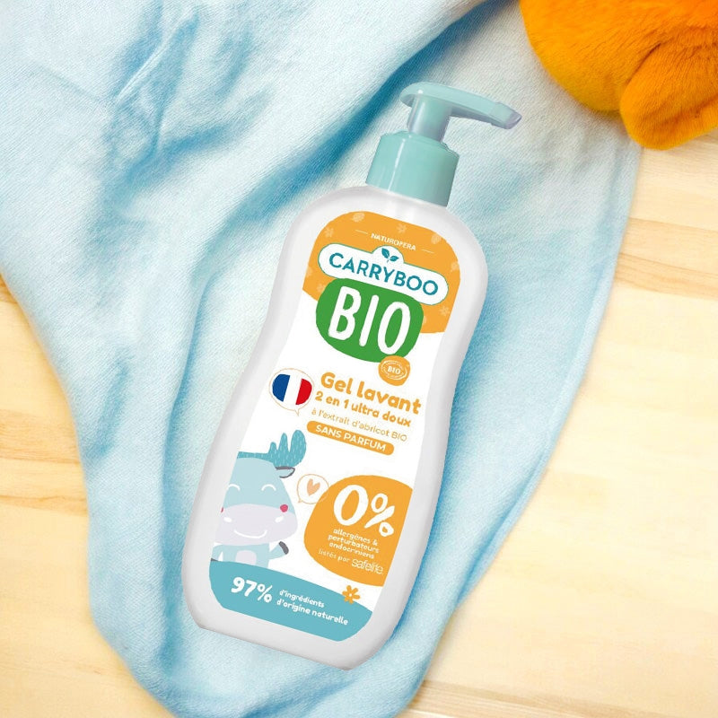 Carryboo - Besonders sanftes 2-in-1 Bio-Aprikosen-Duschgel - 500ml