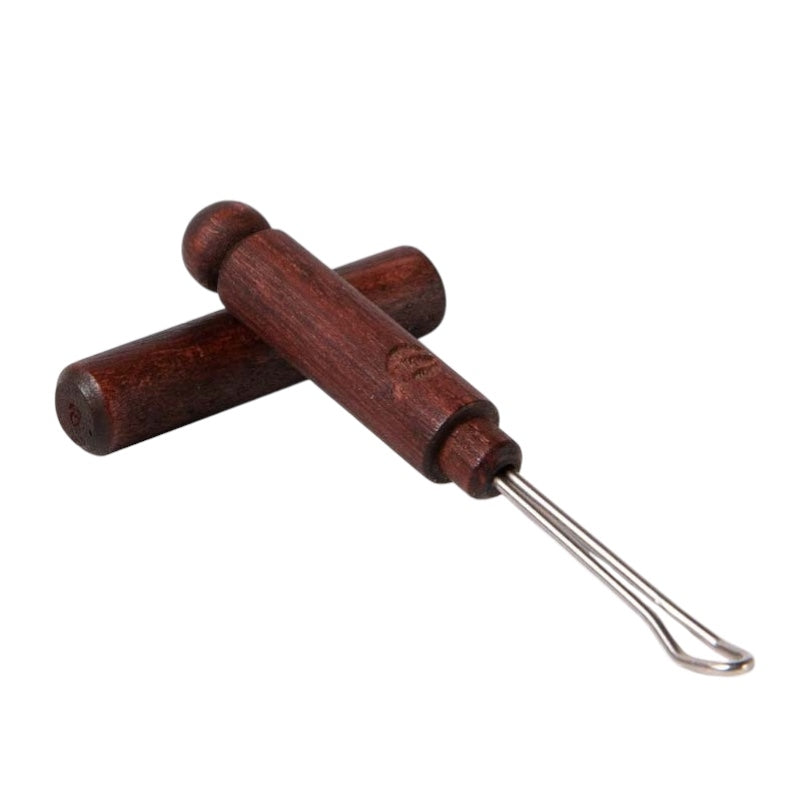 Anaé - Cureoreille escurette acajou en bois