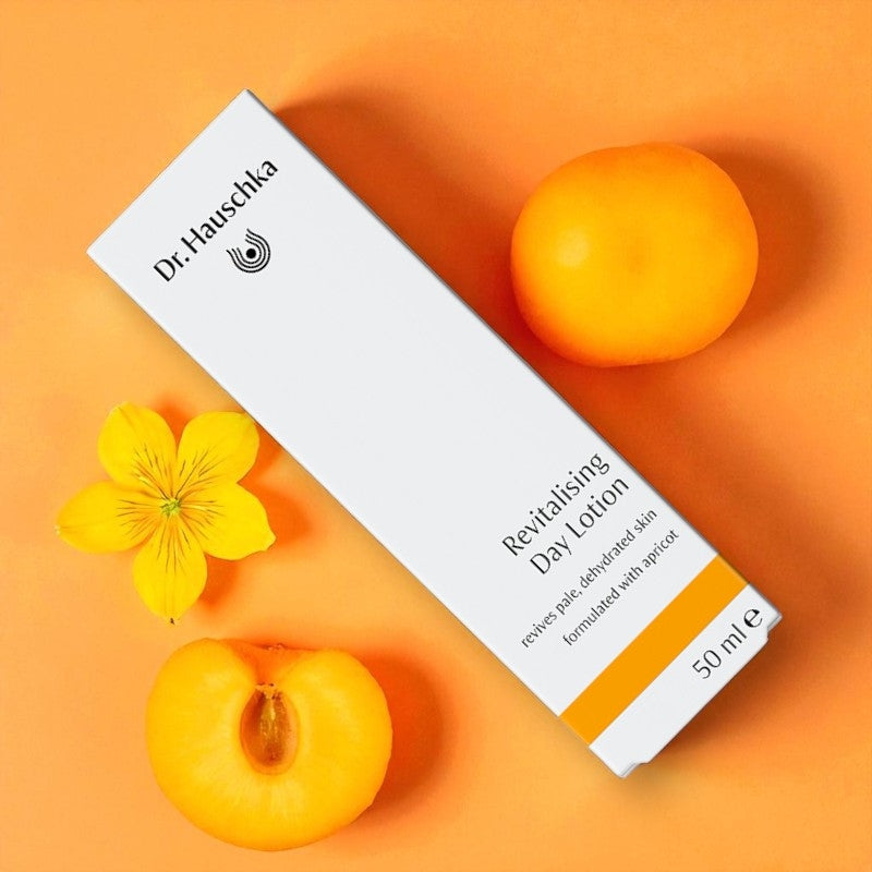 Dr. Hauschka - Revitalisierende Tagesfluid Aprikose & Johanniskraut BIO 50ml